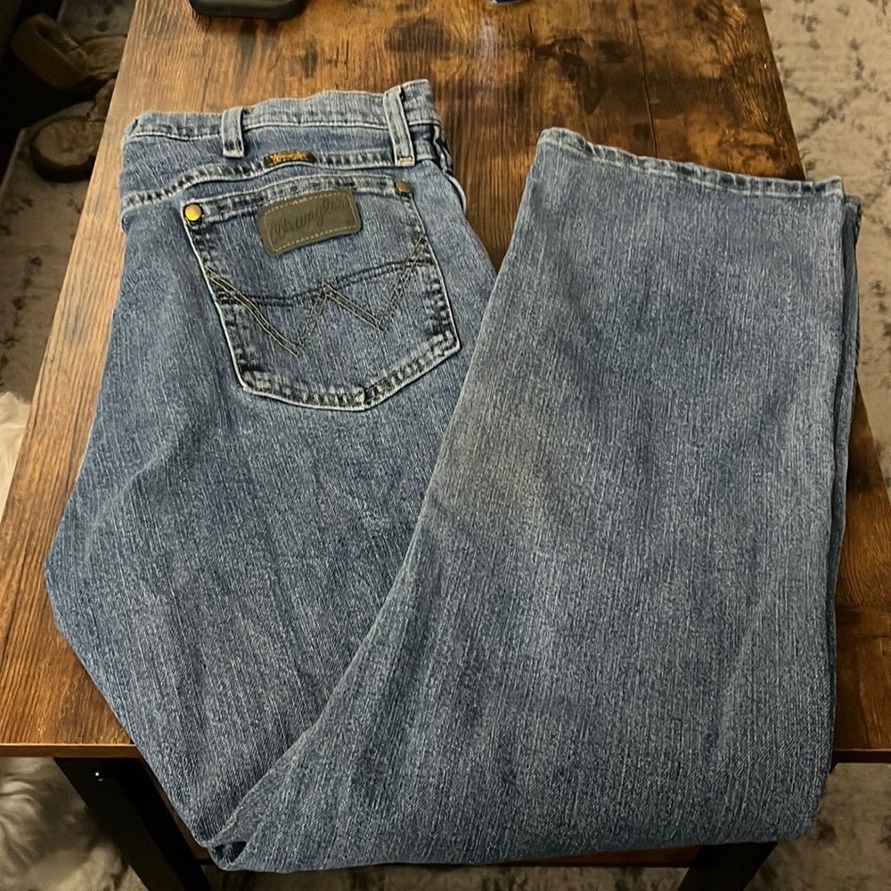 Men’s Wrangler Jeans George Straight Collection